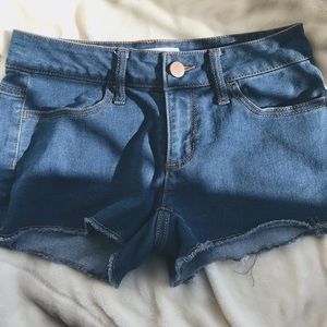 frayed denim shorts